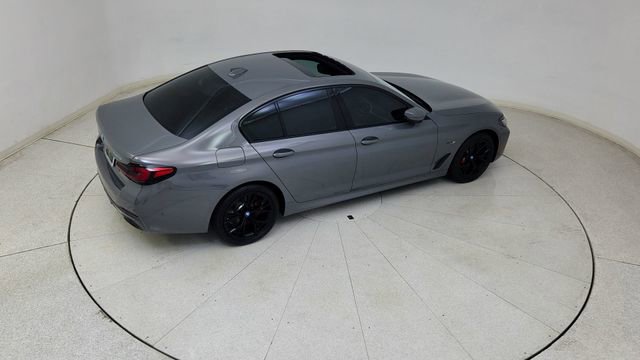 Used 2022 BMW 530e xDrive 530e iPerformance w/ Executive Package image 87