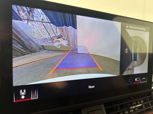 Used 2023 Audi A4 2.0T allroad Premium Plus w/ Premium Plus Package image 29