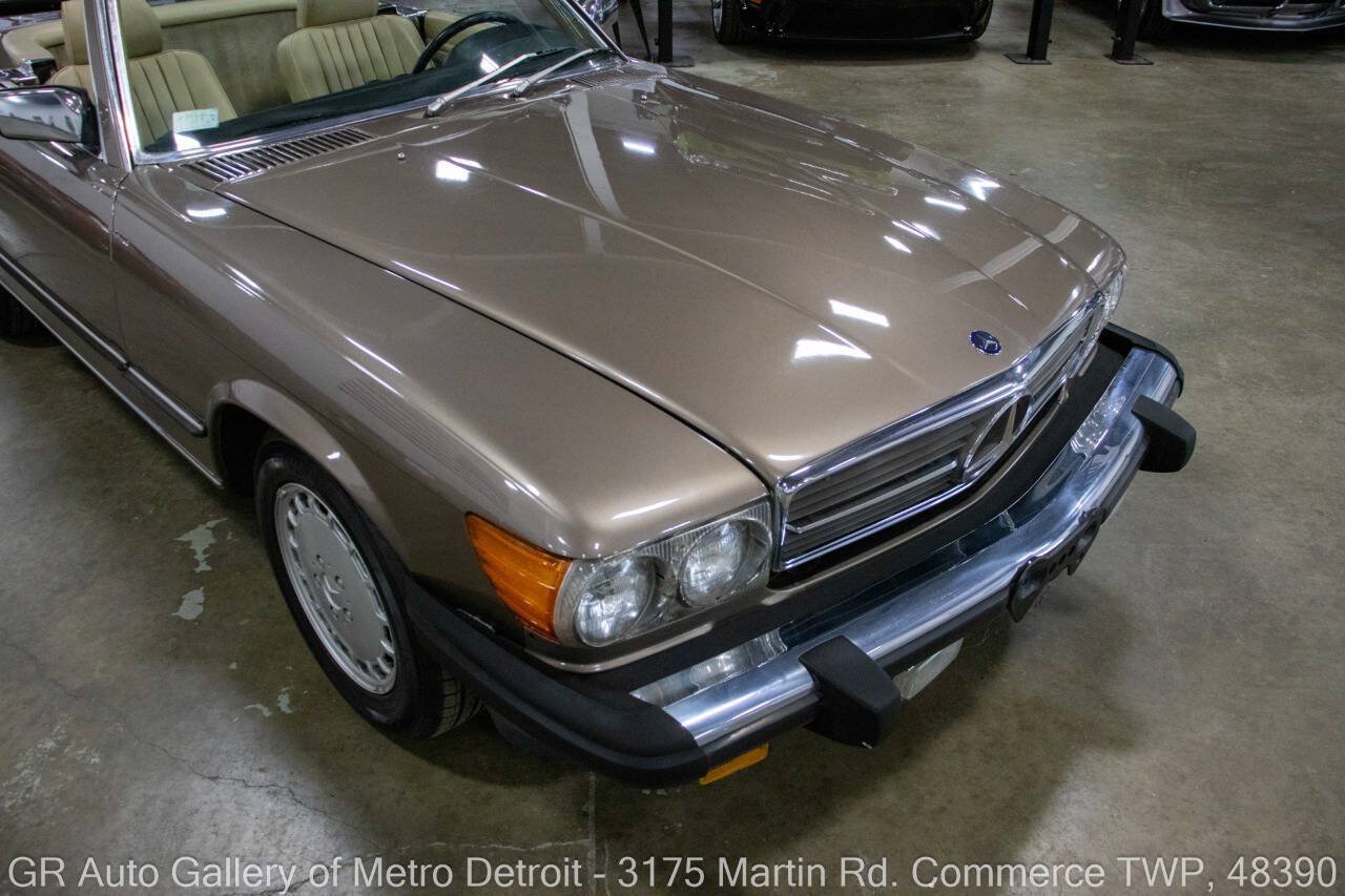 Used 1987 Mercedes-Benz 560 SL image 15