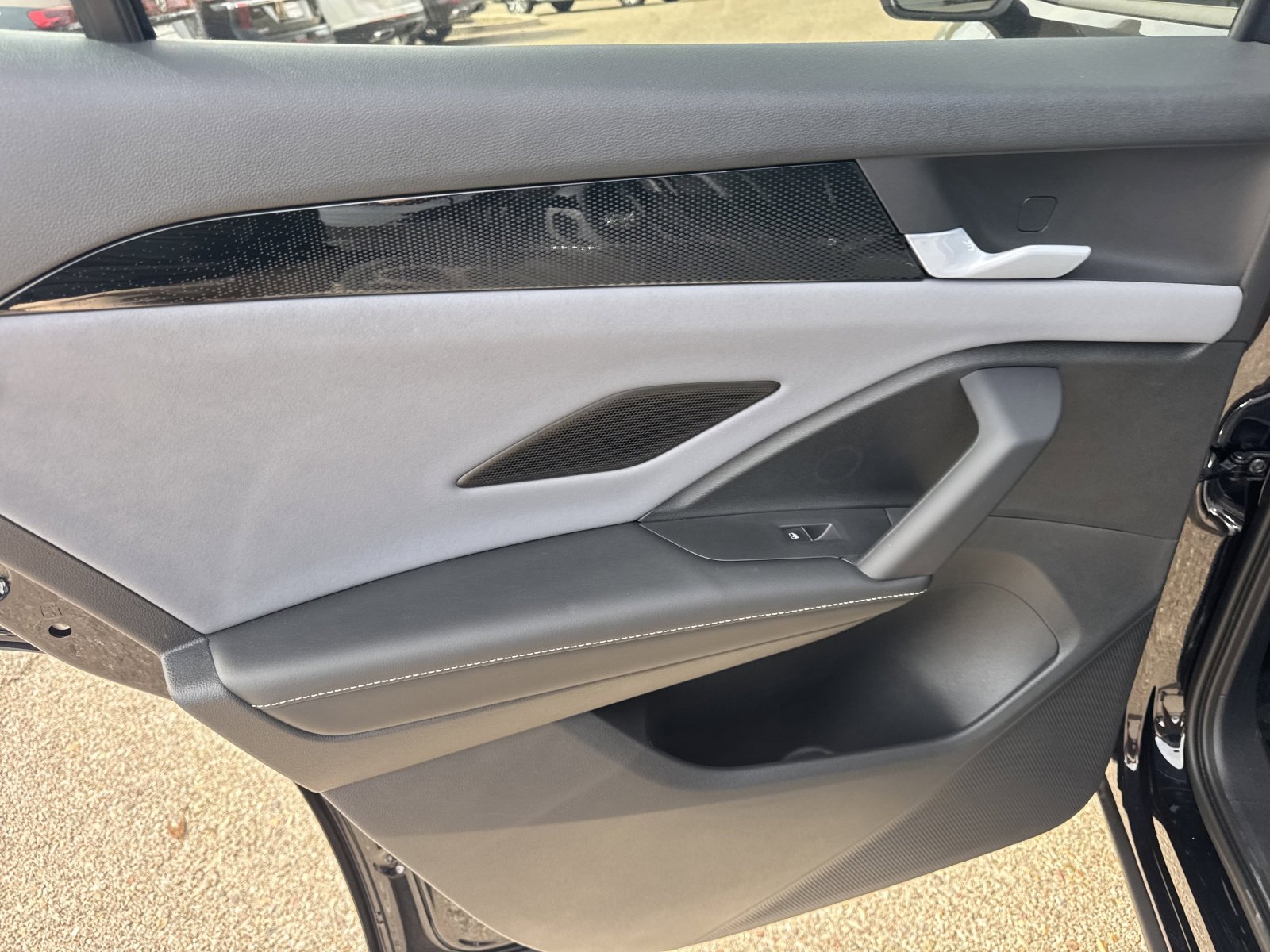 New 2026 Volkswagen Tiguan SE image 29