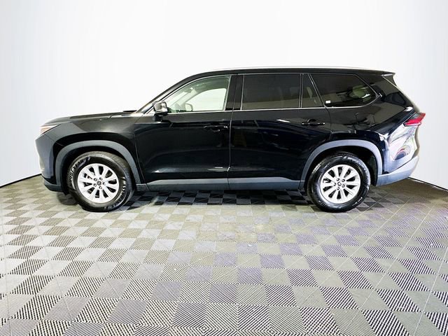 Certified 2025 Toyota Grand Highlander FWD image 5