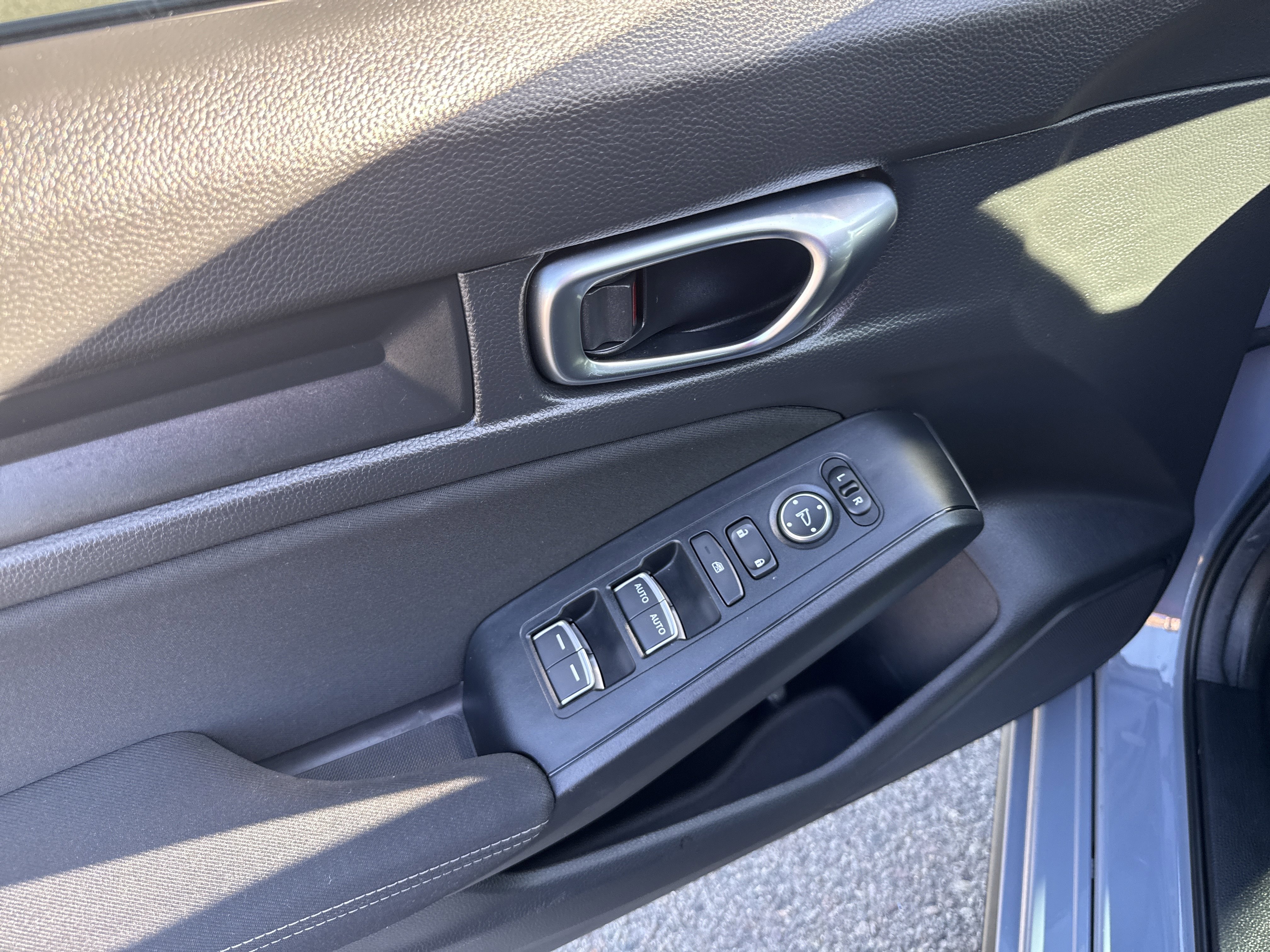 Certified 2024 Honda Civic Sport image 17