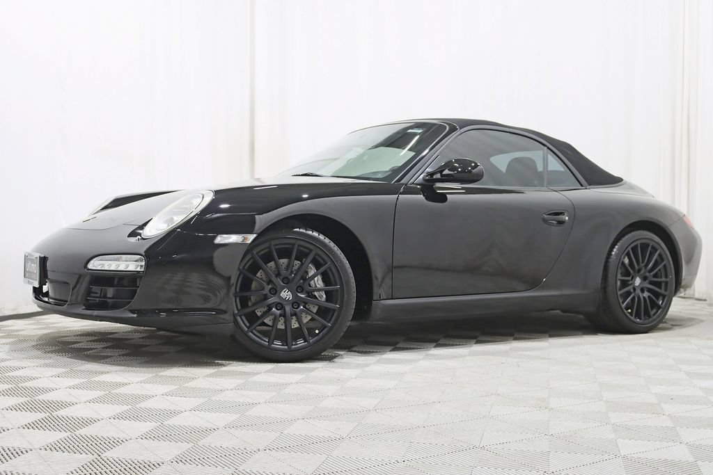 Used 2010 Porsche 911 Carrera RWD image 2