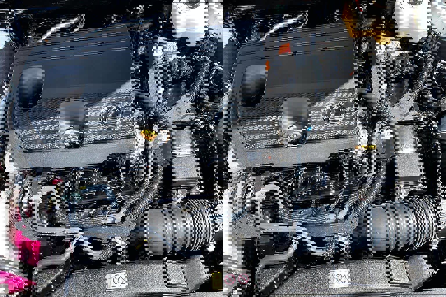 Used 2025 Lexus ES 300h F Sport w/ Accessory Package (Z1) image 33