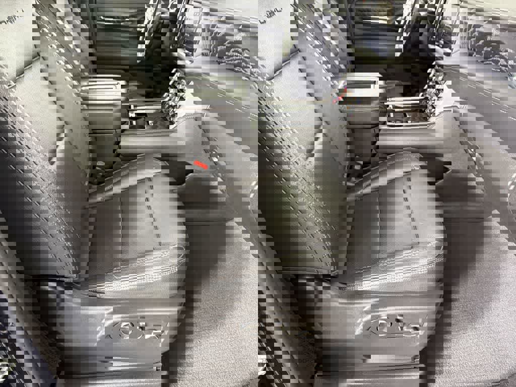 Certified 2023 GMC Yukon Denali image 21