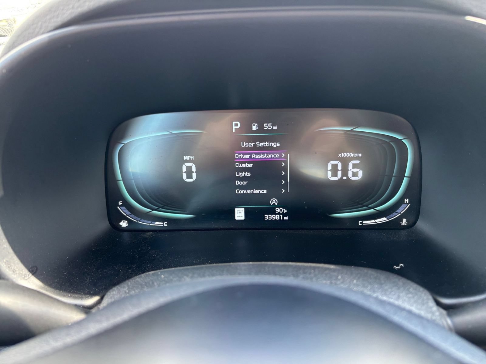 Used 2025 Kia Soul LX w/ LX Technology Package FWD image 38