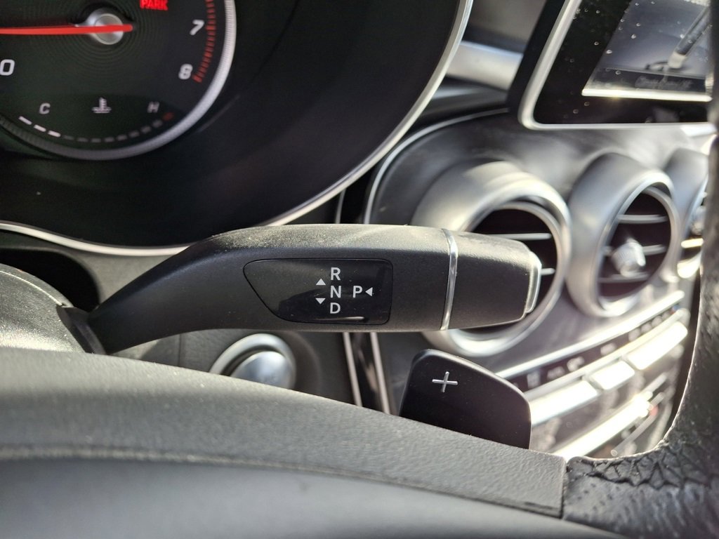 Used 2018 Mercedes-Benz GLC 300 4MATIC image 24