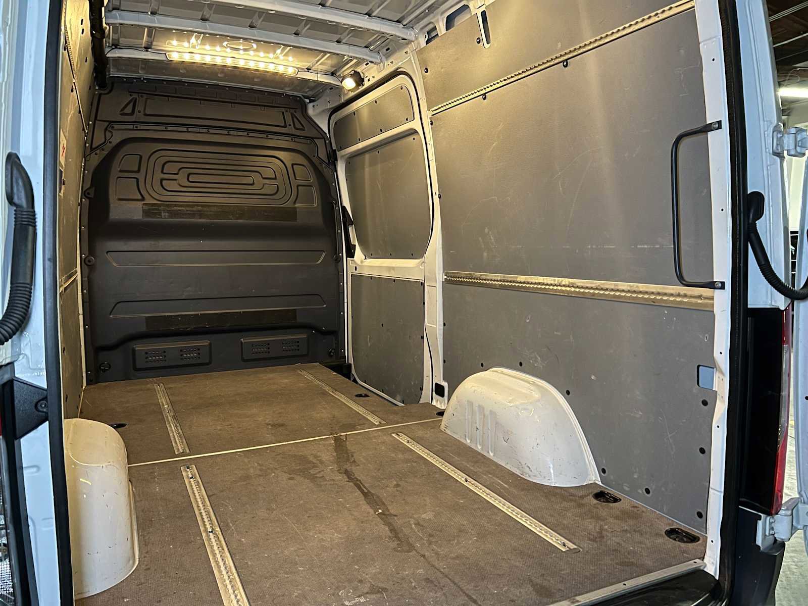 Used 2025 Mercedes-Benz Sprinter 2500 image 19