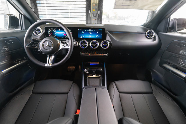 New 2026 Mercedes-Benz GLA 250 4MATIC image 12