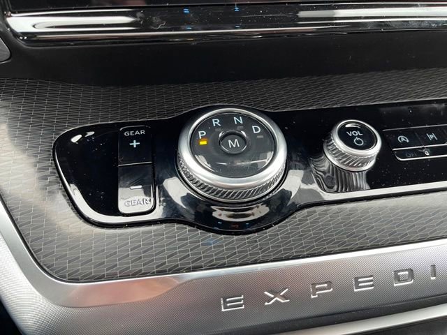 New 2026 Ford Expedition Max Platinum image 22