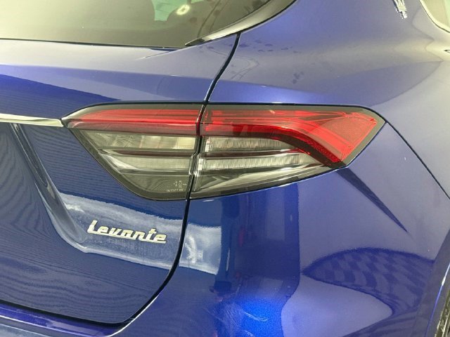 Used 2022 Maserati Levante GT AWD/4WD image 33