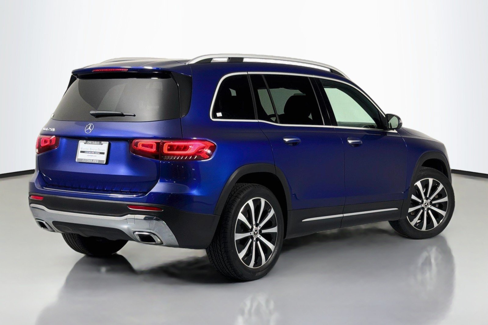 Used 2022 Mercedes-Benz GLB 250 image 11