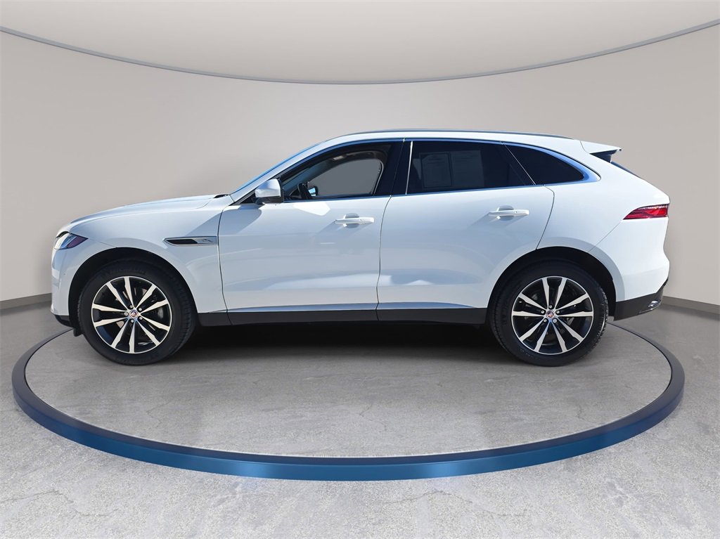 Used 2022 Jaguar F-PACE S image 9