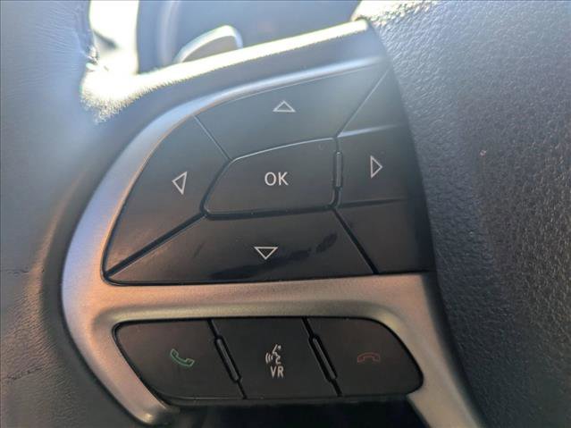 Used 2018 Jeep Grand Cherokee Limited AWD/4WD image 15