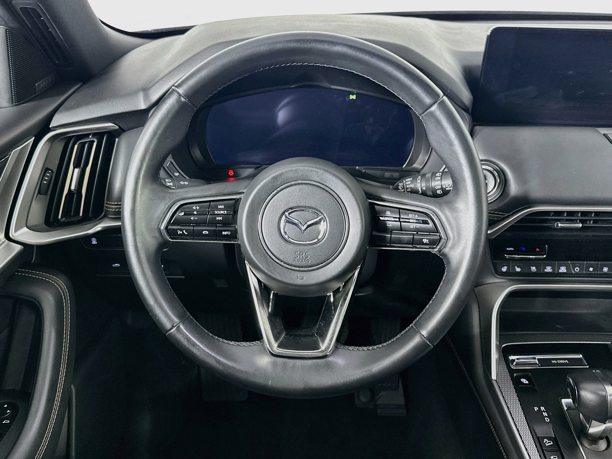 Used 2024 MAZDA CX-90 Plug-In Hybrid w/ Premium Plus AWD/4WD image 18