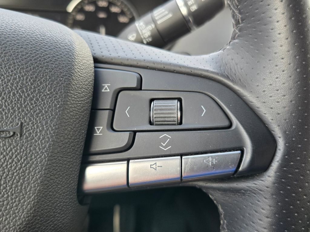 Used 2023 Cadillac XT4 Sport image 23