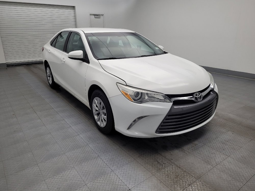 Used 2015 Toyota Camry LE image 13