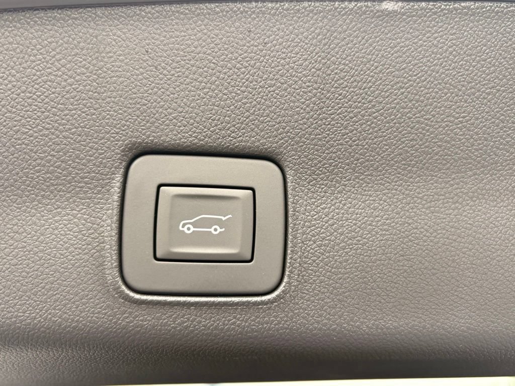 New 2026 Chevrolet TrailBlazer RS w/ Convenience Package FWD image 15