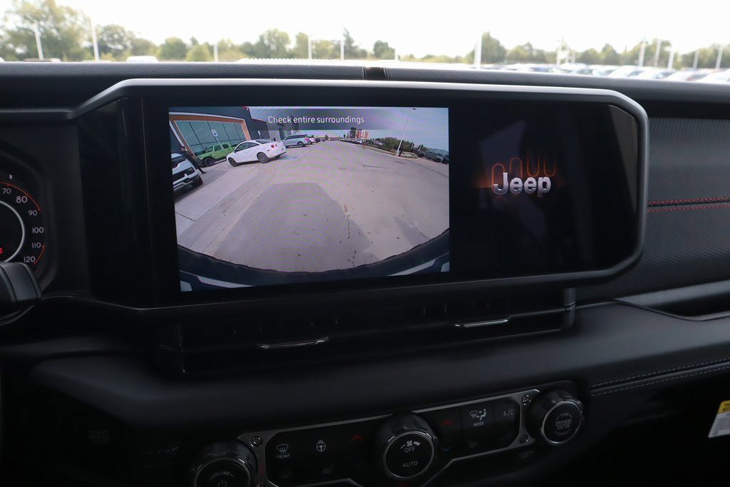 New 2025 Jeep Wrangler Unlimited Rubicon w/ Convenience Group image 6