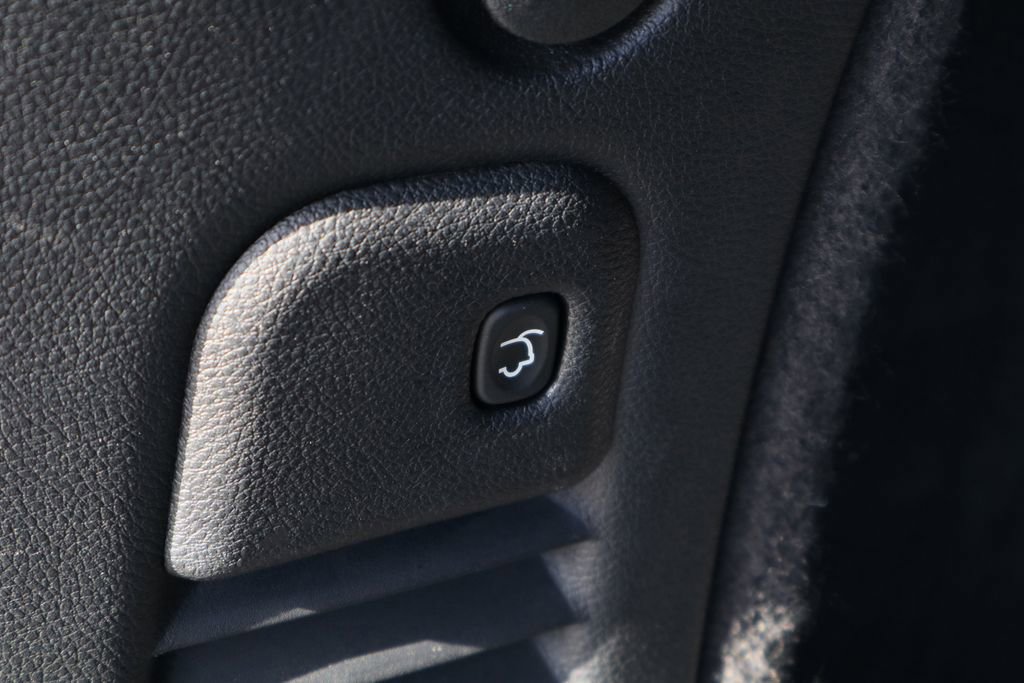 Used 2021 Dodge Durango R/T w/ Blacktop Package image 26