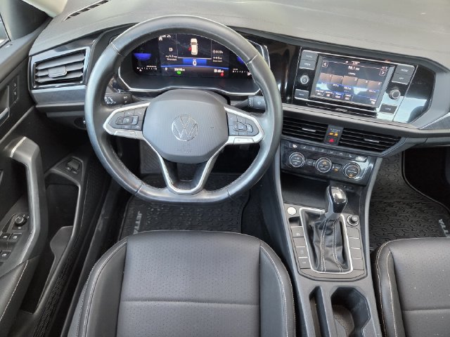 Used 2023 Volkswagen Jetta SE FWD image 31