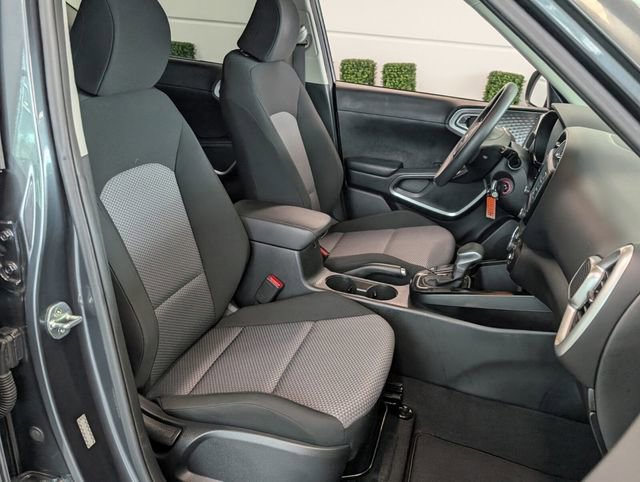 Used 2021 Kia Soul LX image 14