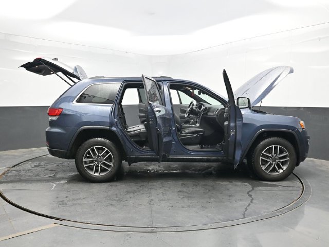 Used 2021 Jeep Grand Cherokee Limited AWD/4WD image 59