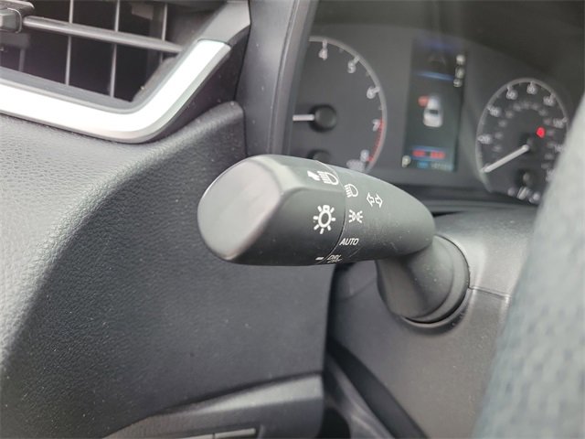 Used 2024 Toyota Corolla LE image 28