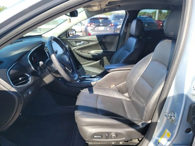 Certified 2018 Chevrolet Malibu LT w/ Leather Package FWD image 10