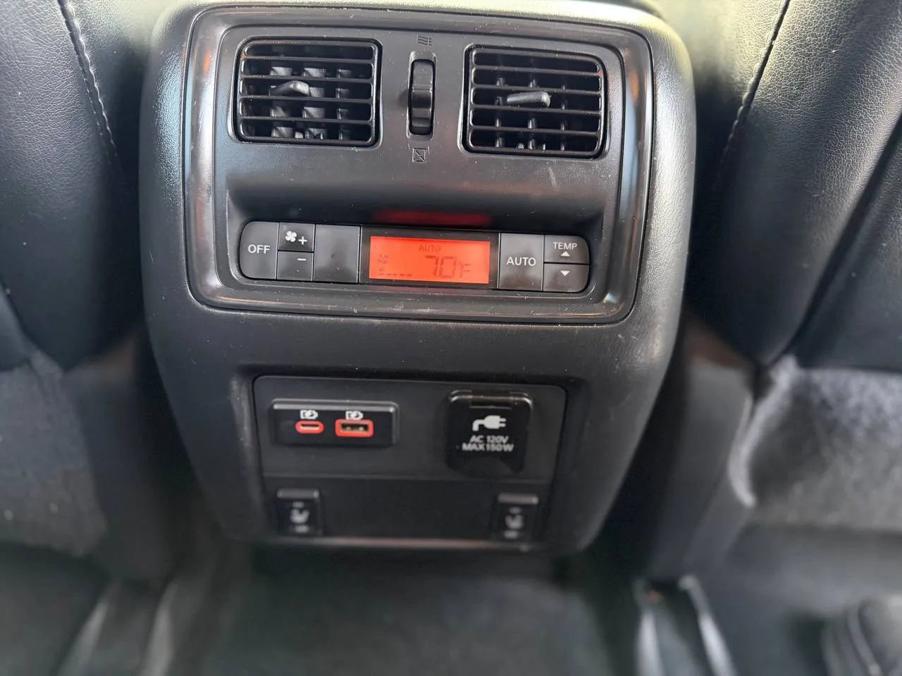 Used 2019 Nissan Pathfinder SL image 28