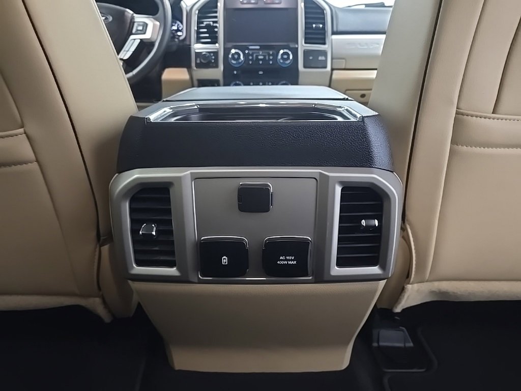 Used 2018 Ford F250 Lariat w/ Chrome Package image 22