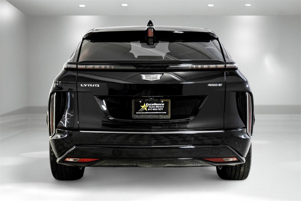 Used 2024 Cadillac Lyriq Luxury w/ LPO, Floor Liner Package image 10