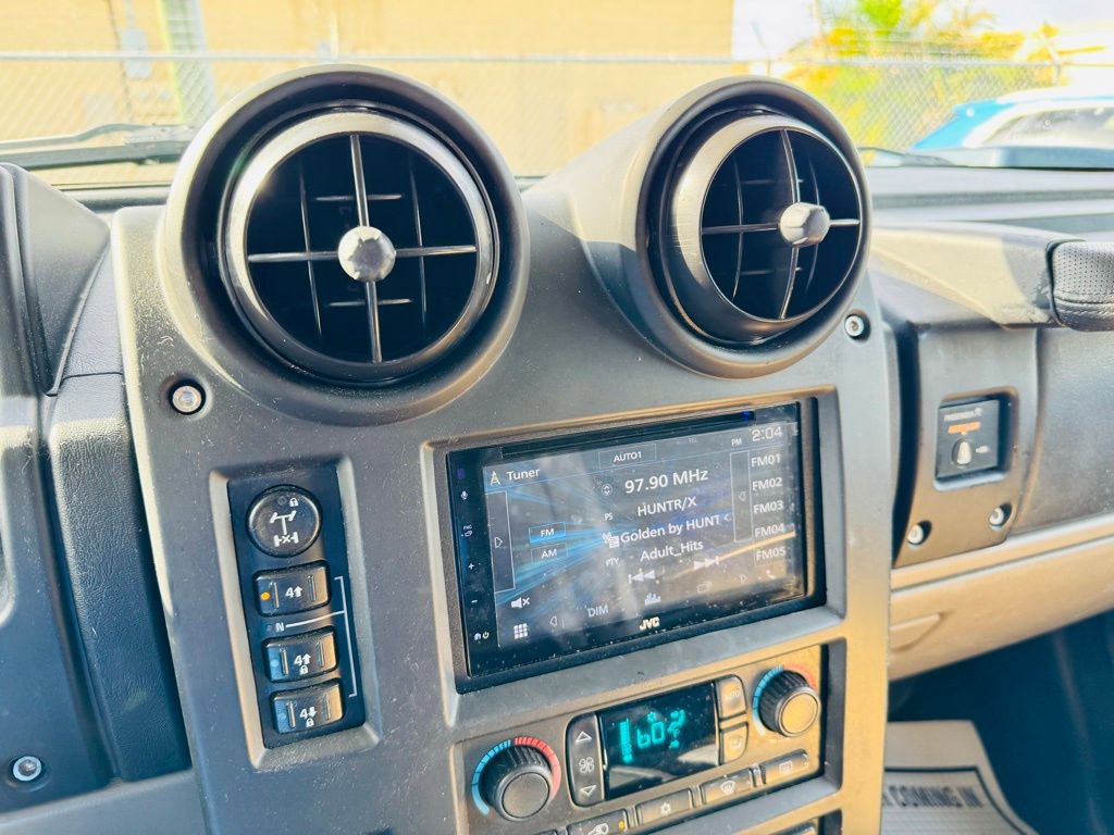 Used 2005 HUMMER H2 4D Sport Utility image 18