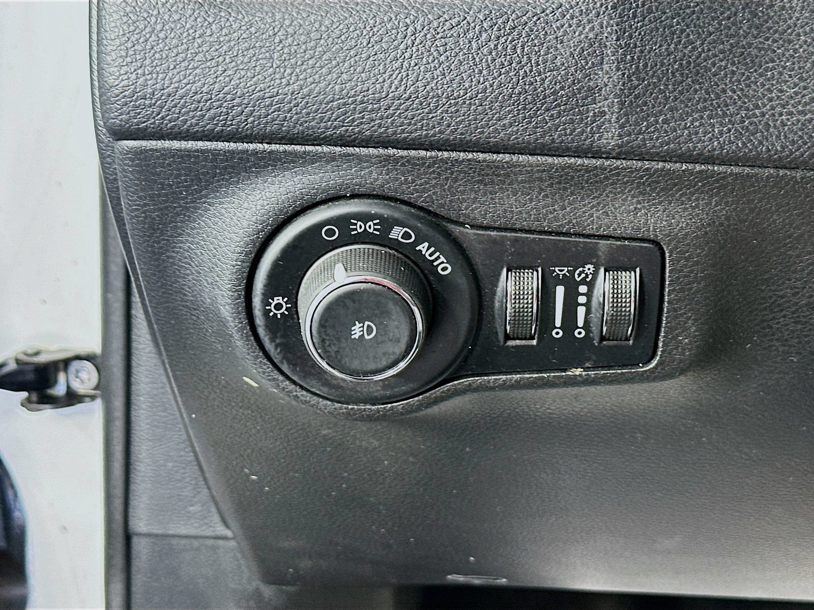 Used 2021 Jeep Compass Trailhawk AWD/4WD image 10