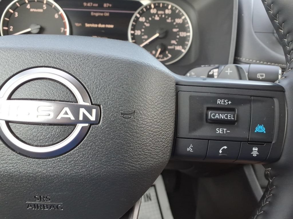 Used 2026 Nissan Rogue SV FWD image 18