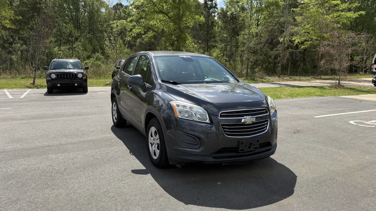 Used 2016 Chevrolet Trax LS image 1