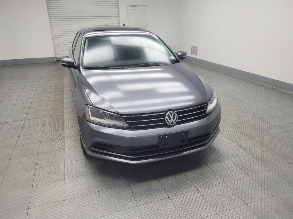 Used 2017 Volkswagen Jetta SE FWD image 14