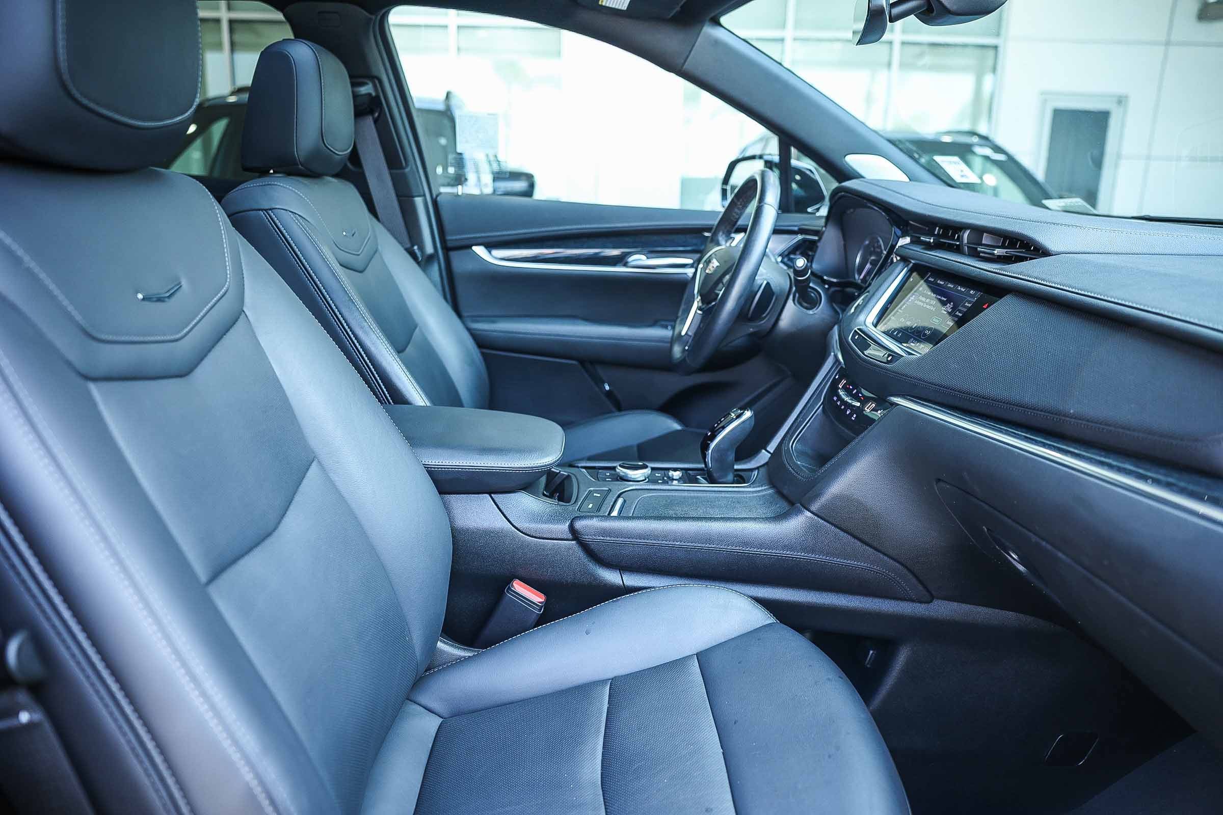 Used 2023 Cadillac XT5 Premium Luxury image 23