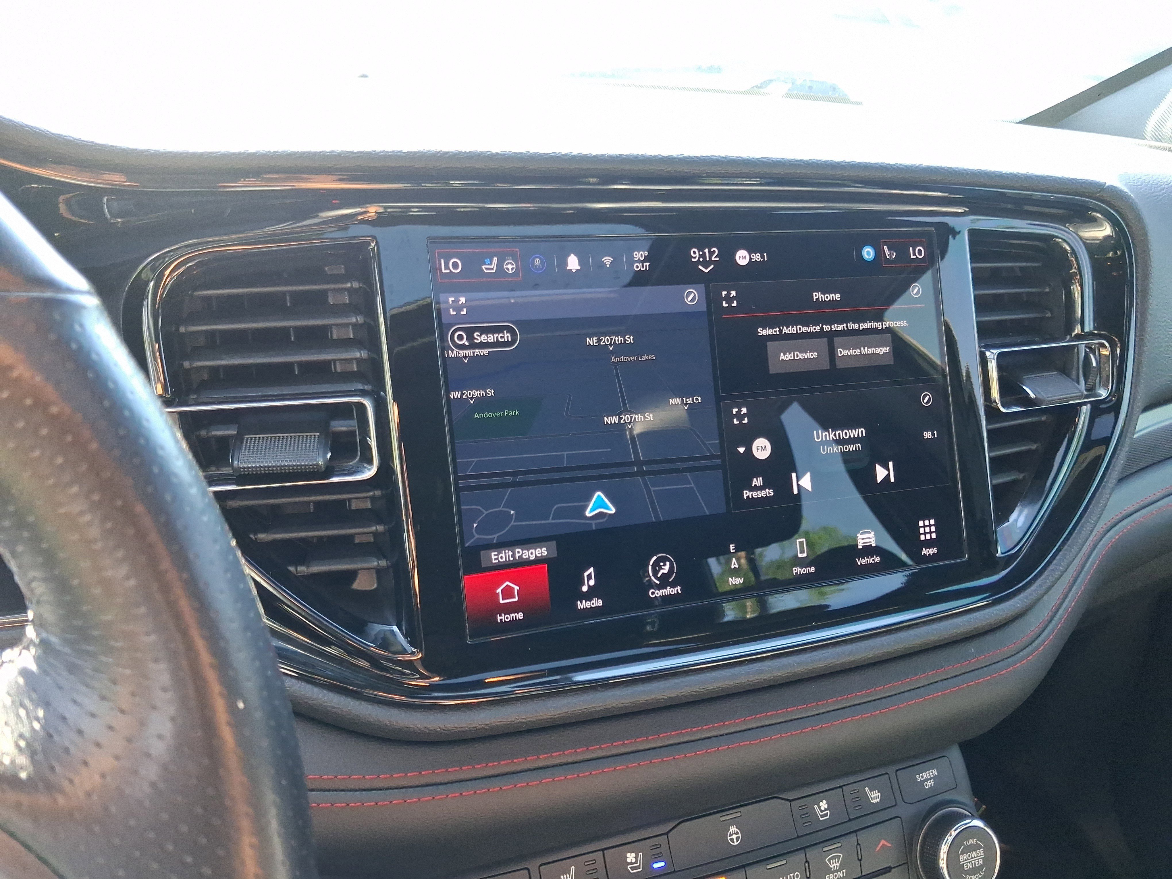Used 2024 Dodge Durango GT RWD image 16