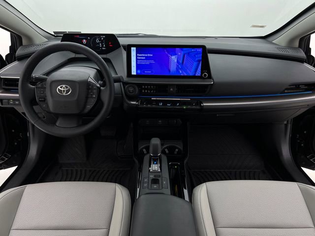 Used 2024 Toyota Prius XLE FWD image 21