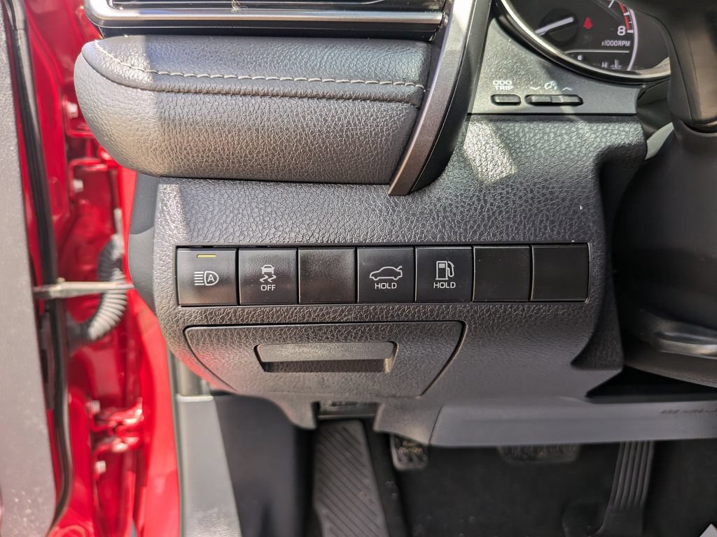 Used 2021 Toyota Camry SE FWD image 25