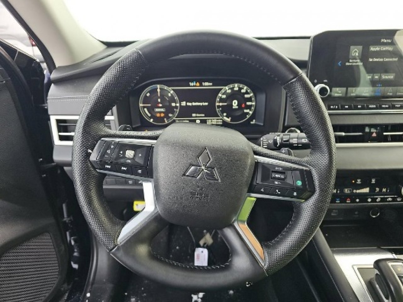 Used 2023 Mitsubishi Outlander SEL image 18
