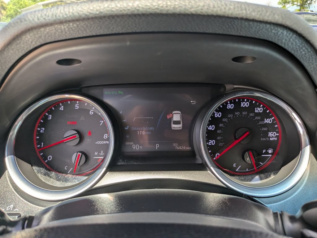 Used 2018 Toyota Camry XSE FWD image 34