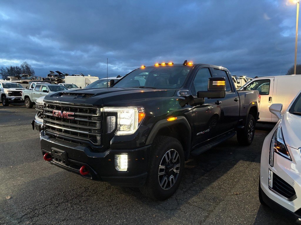 Used 2022 GMC Sierra 3500 AT4 image 1
