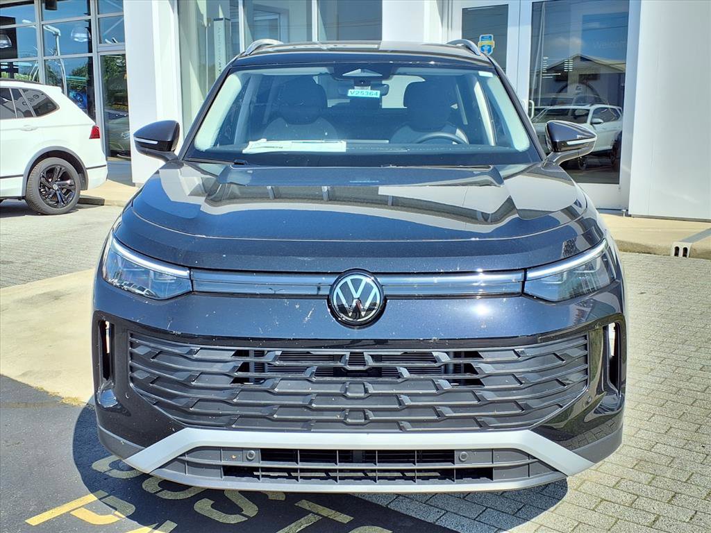 New 2025 Volkswagen Tiguan S image 2