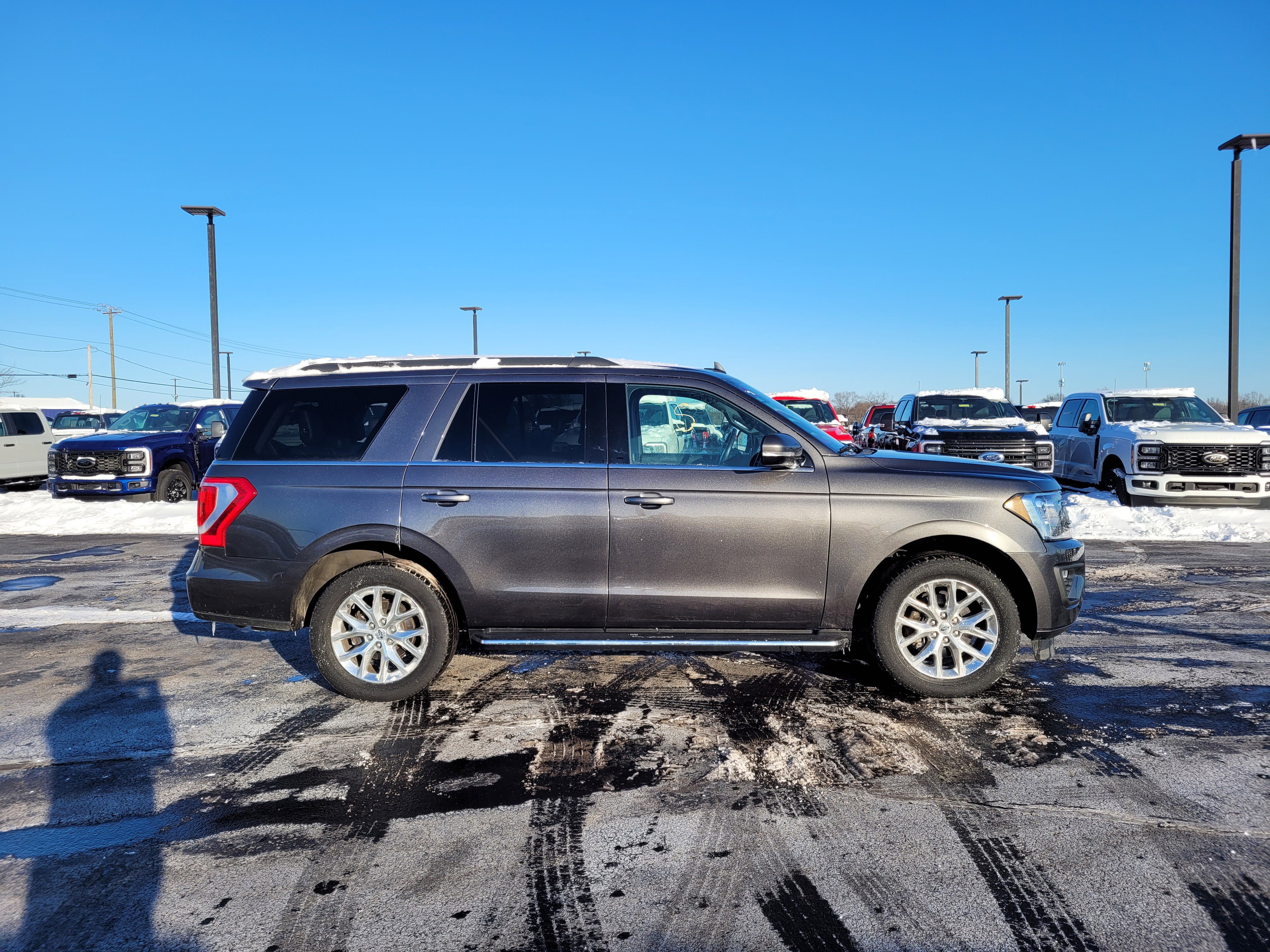 Used 2020 Ford Expedition XLT w/ Equipment Group 202A image 2