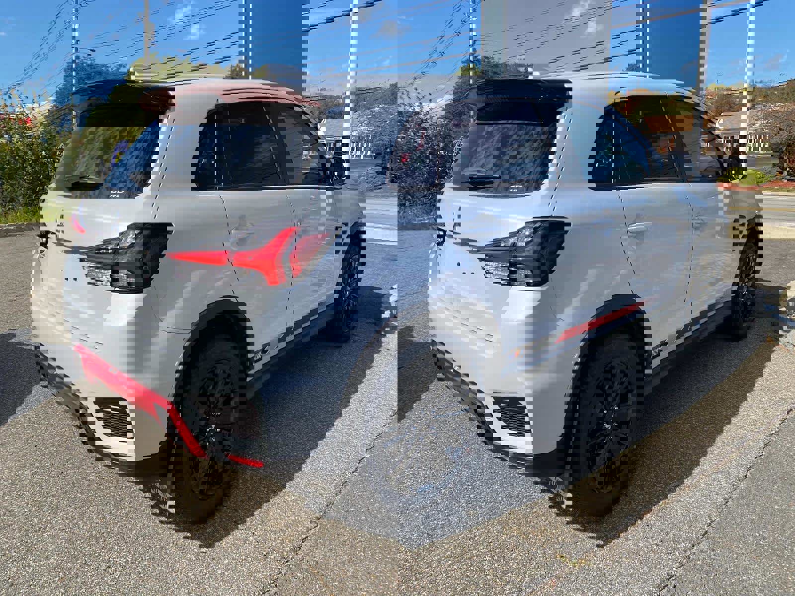 Used 2024 Mitsubishi Outlander Sport Ralliart image 3