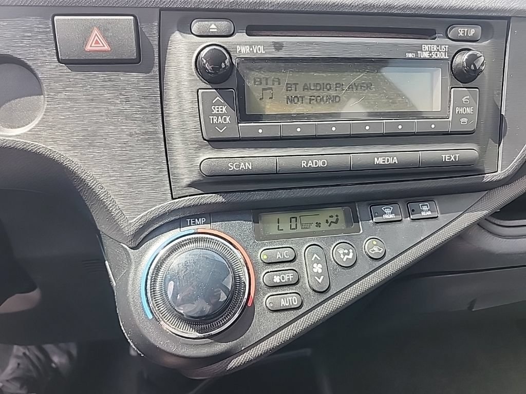 Used 2012 Toyota Prius C One FWD image 4