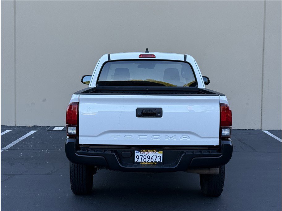 Used 2020 Toyota Tacoma SR image 5