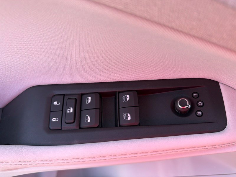 New 2026 Jeep Cherokee Laredo AWD/4WD image 21